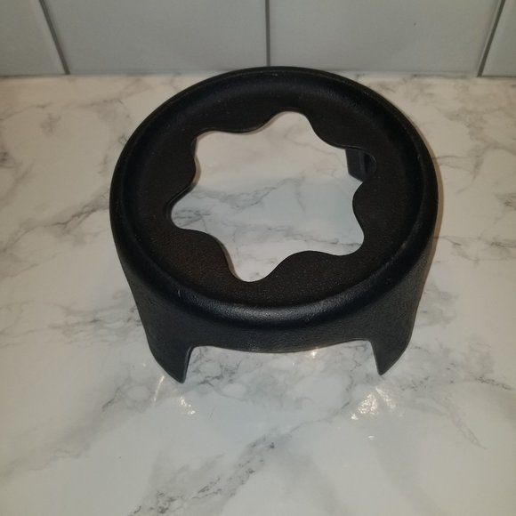 Sierra Swissmar Cast Iron Fondue Set in Deep Blue - Picture 6 of 11